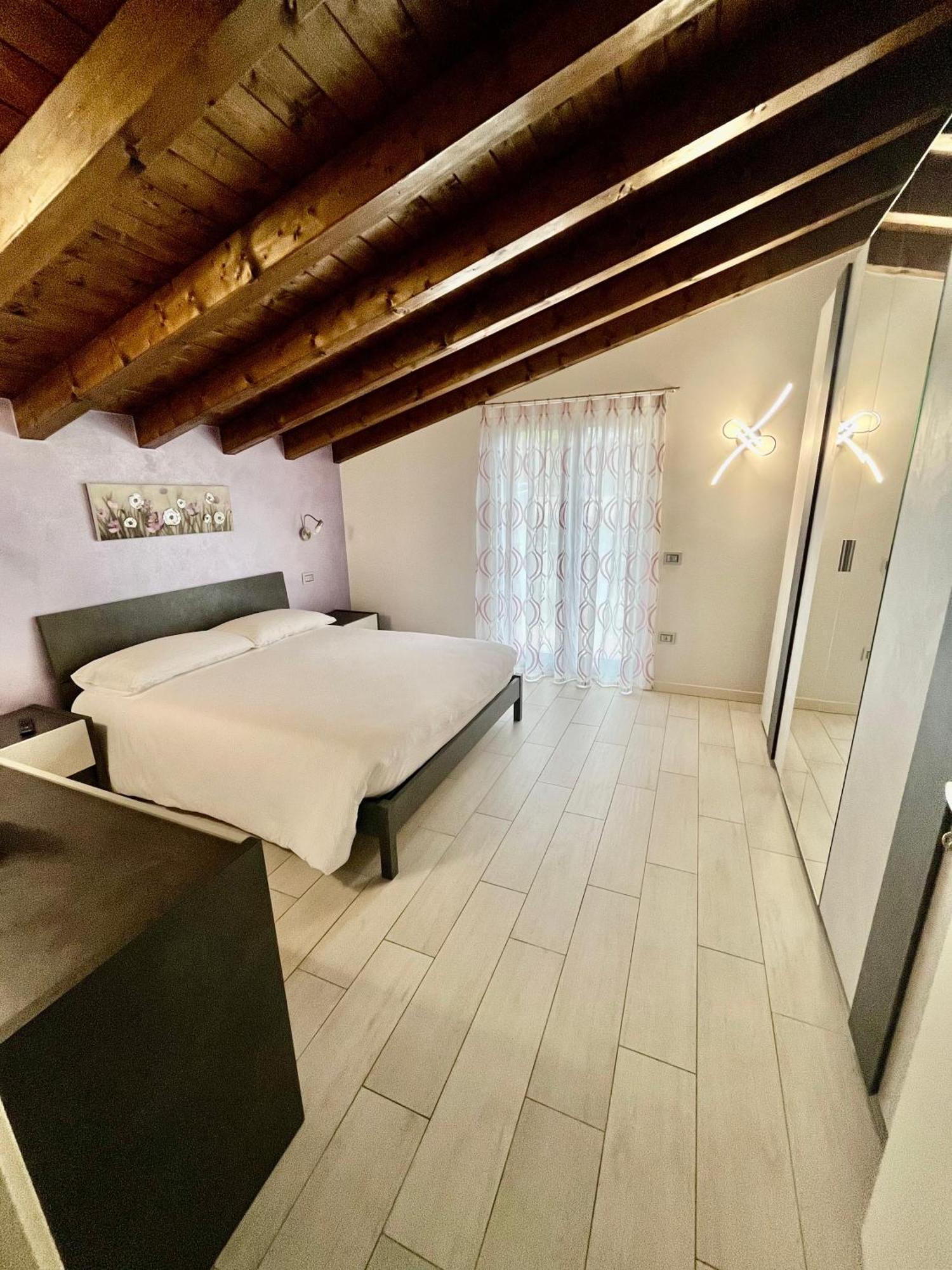 Apartamento Il Bacio Del Sole Lovere Exterior foto